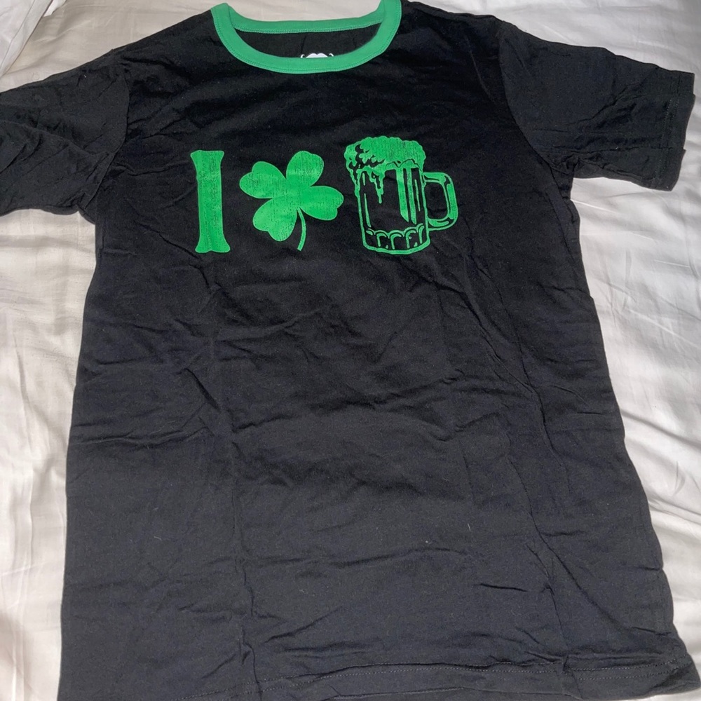 St. Patrick’s t-shirt - Picture 2 of 3